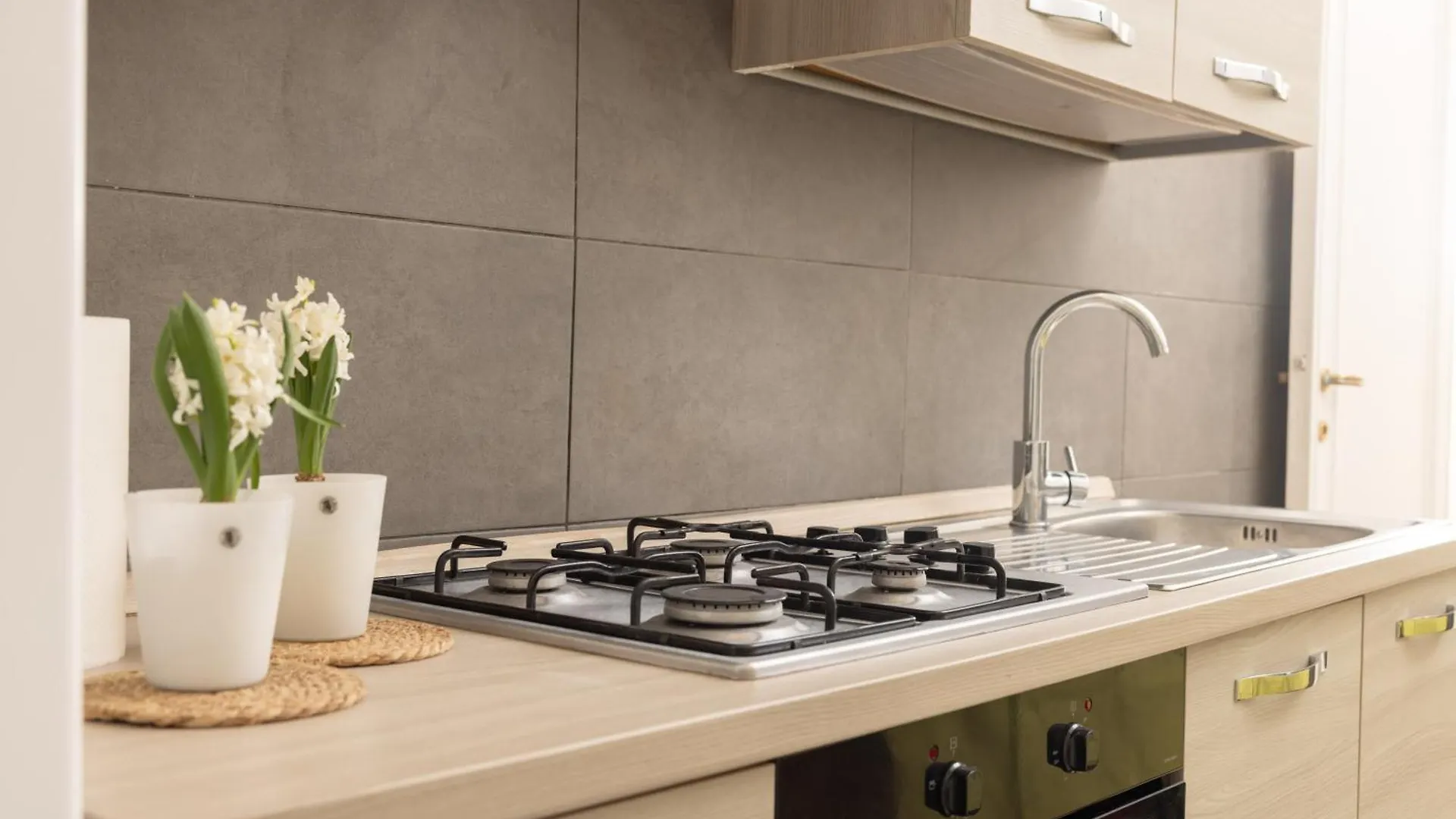 Appartamento Val Favara - Roma Gemelli 0*, Rome